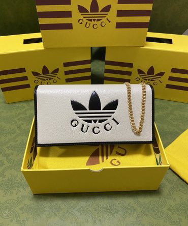 Adidas x Gucci wallet with Chain White