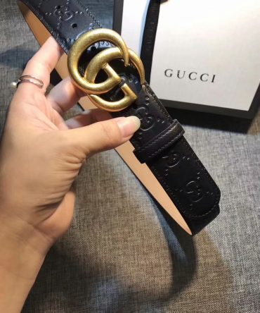 Cheap Replica Gucci Women Leather Belt Black Width cm With Gold Buckle