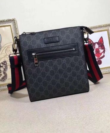 Replica Gucci Men Supreme Messenger Bag with Black Leather Trim